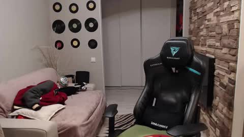 Teddy online show from 11/29/25, 03:31