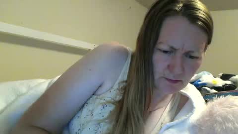 Snapshot of teddymilf chatting on 07/15/26, 10:59 SweetStephanie online show from 07/15/26, 10:59