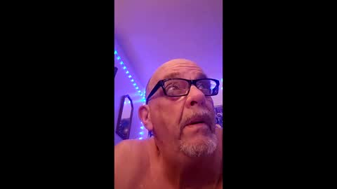 tedestep2 online show from 04/25/26, 04:37