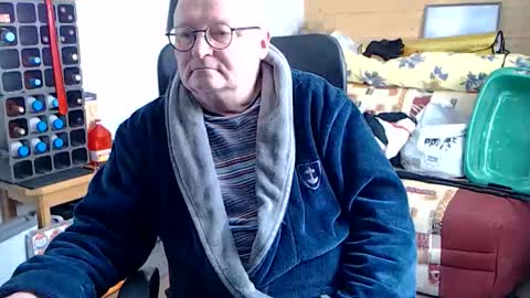 tedy6374 online show from 05/01/26, 10:31