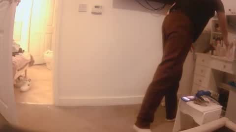 Snapshot of teecup4osk chatting on 02/19/26, 12:06 teecup4osk online show from 02/19/26, 12:06