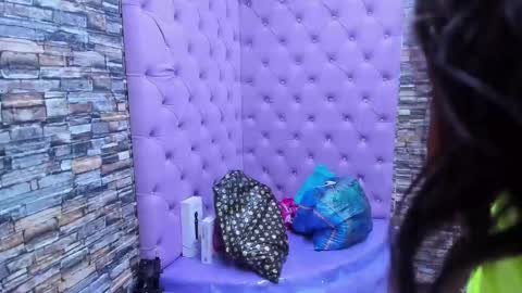 Tayloor online show from 01/26/25, 03:06