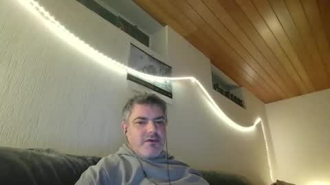 Peter online show from 01/15/25, 03:54