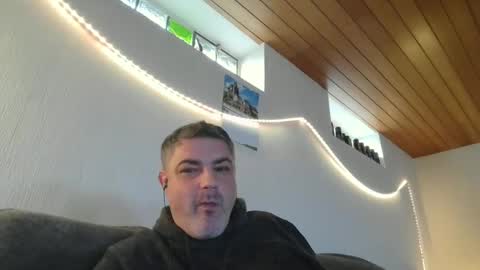 Peter online show from 03/12/25, 07:24