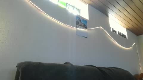 Peter online show from 03/12/25, 01:30