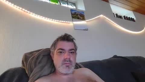 Peter online show from 10/18/25, 11:44