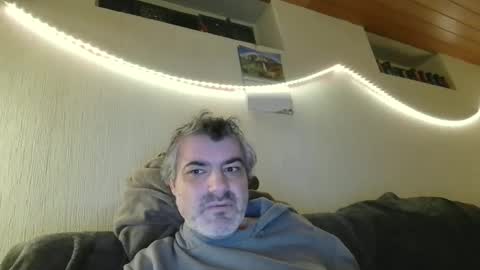 Peter online show from 12/22/25, 03:03