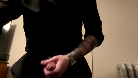 Twizzler online show from 02/16/25, 06:21