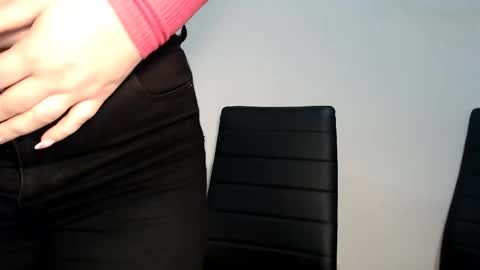 Snapshot of teeyara_ chatting on 10/09/25, 07:50 Teeyara online show from 10/09/25, 07:50