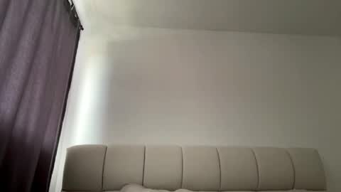 Amy No penetration Virgiin giirl online show from 04/30/26, 01:39