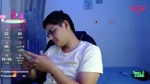 Snapshot of tegocute chatting on 03/25/26, 02:17 tegocute online show from 03/25/26, 02:17