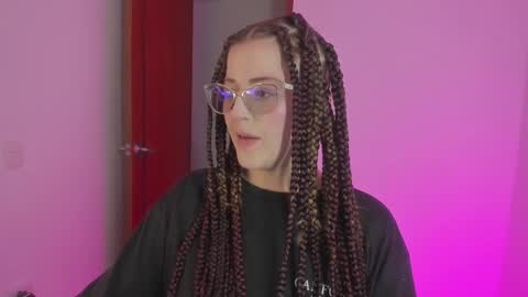 Snapshot of tekila__ chatting on 12/21/25, 04:19 tekila__ online show from 12/21/25, 04:19