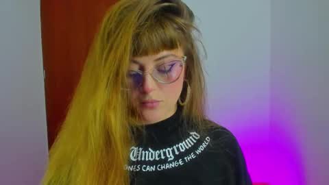 Snapshot of tekila__ chatting on 01/14/26, 11:20 tekila__ online show from 01/14/26, 11:20