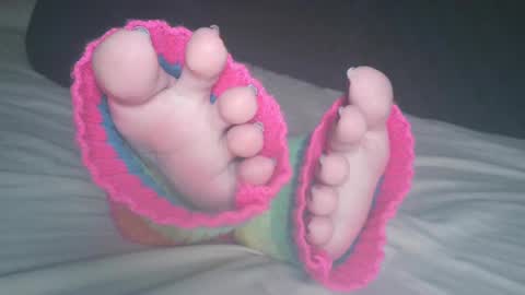 Viv West online show from 03/10/25, 05:00