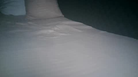 Viv West online show from 10/08/25, 04:54