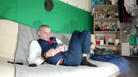 Virg Lszl online show from 02/03/26, 06:40