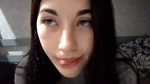 Alice online show from 12/04/25, 05:17