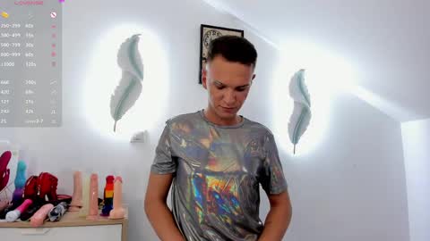 Snapshot of temptationtwink chatting on 05/16/26, 06:39 Andy aka TEMPTATIONTWINK online show from 05/16/26, 06:39