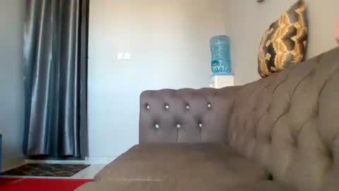 Snapshot of temptiebony69 chatting on 10/13/25, 10:04 temptiebony69 online show from 10/13/25, 10:04