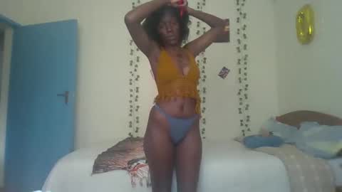 Snapshot of temptiebony69 chatting on 12/01/25, 12:54 temptiebony69 online show from 12/01/25, 12:54