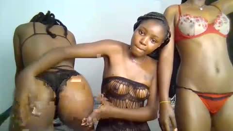 tiah online show from 11/06/25, 11:11