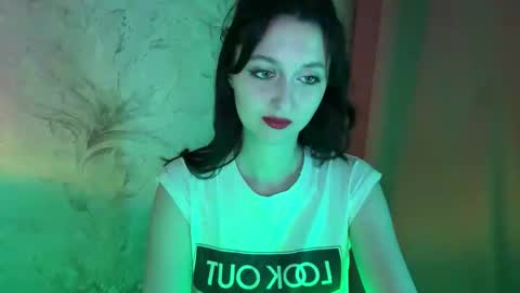 Snapshot of temptingvision chatting on 03/03/26, 04:57 temptingvision online show from 03/03/26, 04:57