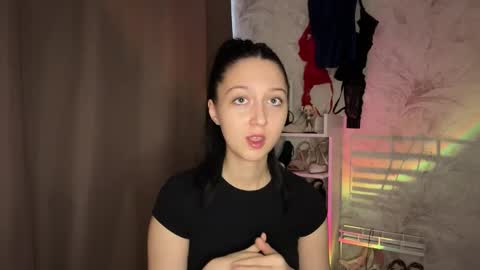 Snapshot of temptingvision chatting on 03/18/26, 07:55 temptingvision online show from 03/18/26, 07:55