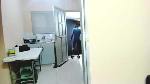 Snapshot of temptressqeen chatting on 01/10/26, 04:14 temptressqeen online show from 01/10/26, 04:14