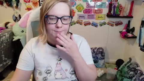 Snapshot of ten_tickle_pixie chatting on 02/20/26, 11:38 Pixie and Tentacle Overlord online show from 02/20/26, 11:38