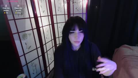 Lamb  online show from 04/10/26, 10:14