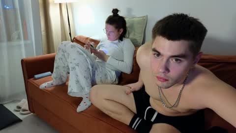 Snapshot of tenderlovesss chatting on 02/03/25, 09:29 Amanda and Kenny online show from 02/03/25, 09:29