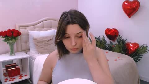 Snapshot of tendermeow chatting on 03/09/26, 08:24 Lisa online show from 03/09/26, 08:24