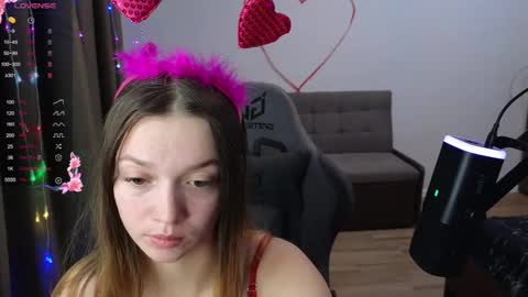 Snapshot of tendermia chatting on 02/16/25, 02:54 Tender Mia online show from 02/16/25, 02:54