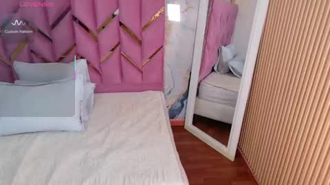 Tatiana online show from 10/31/25, 12:28