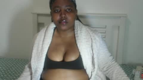 TenderousDoll online show from 06/25/26, 07:18