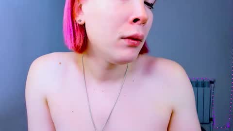 Kira online show from 10/11/25, 07:23