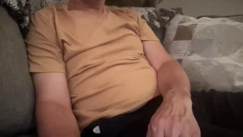 Snapshot of tennisguru chatting on 09/22/25, 03:08 Cytron online show from 09/22/25, 03:08