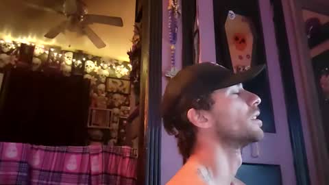 Snapshot of tennman6086 chatting on 01/21/25, 10:08 Tennman online show from 01/21/25, 10:08