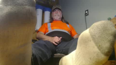 Snapshot of tennredneck chatting on 02/28/26, 02:23 Tennredneck online show from 02/28/26, 02:23