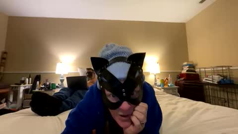 Snapshot of tequilacouple3 chatting on 12/17/25, 03:23 tequilacouple3 online show from 12/17/25, 03:23