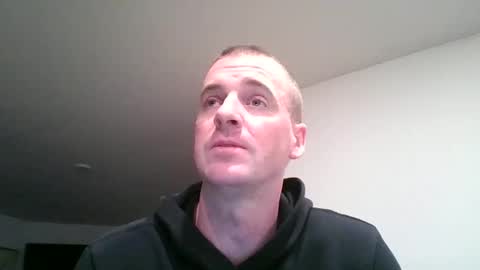 Snapshot of tequilaontherocks chatting on 04/15/26, 03:35 Tommy Boy online show from 04/15/26, 03:35