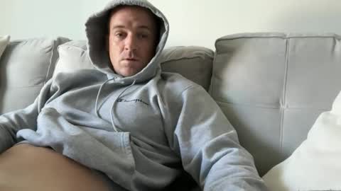Snapshot of tequilaontherocks chatting on 04/19/26, 04:17 Tommy Boy online show from 04/19/26, 04:17