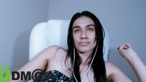 Lisa online show from 12/30/24, 08:58