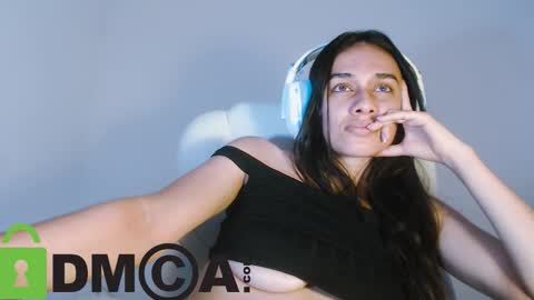 Lisa online show from 11/01/25, 03:25