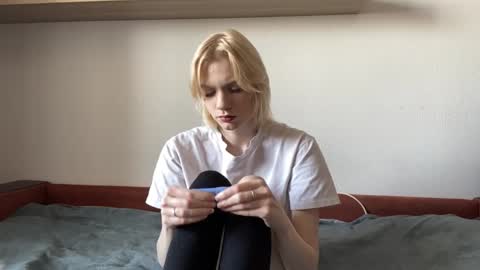 Anna online show from 03/17/26, 04:39