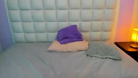 Teresa online show from 09/24/25, 02:09