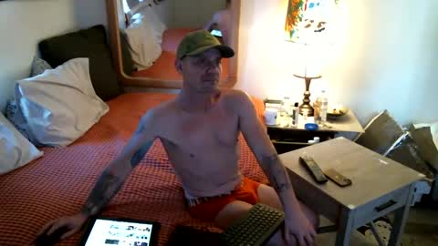 Snapshot of terrainme chatting on 01/10/25, 04:09 Axle online show from 01/10/25, 04:09