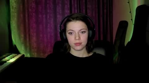 Snapshot of terranaufzinger chatting on 03/11/26, 12:38 Anny Simpson online show from 03/11/26, 12:38