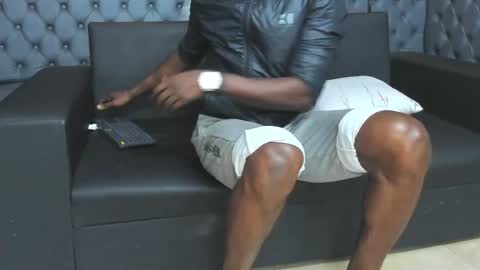 terranze_z online show from 09/25/25, 08:23