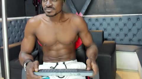 terranze_z online show from 11/08/25, 09:35